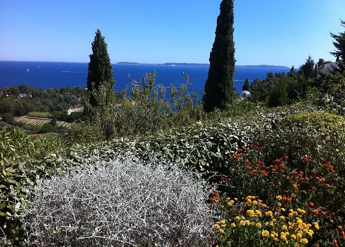 Semesterbostad Maison Calme Tres Belle Vue Lavandou